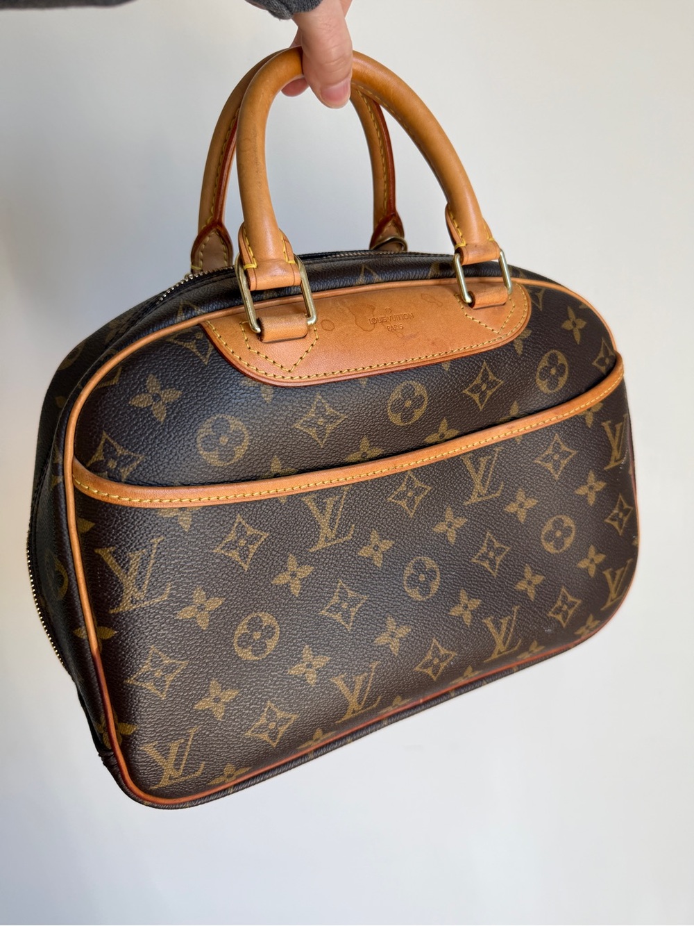 Louis Vuitton Monogram Canvas Toiletry/Vanity Bag with Tan Leather Trim